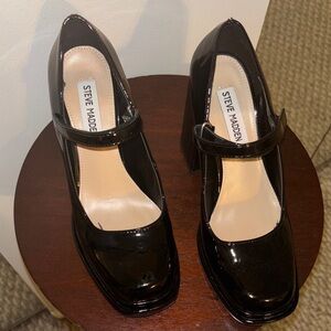 Steve Madden Glossy Black Heels
